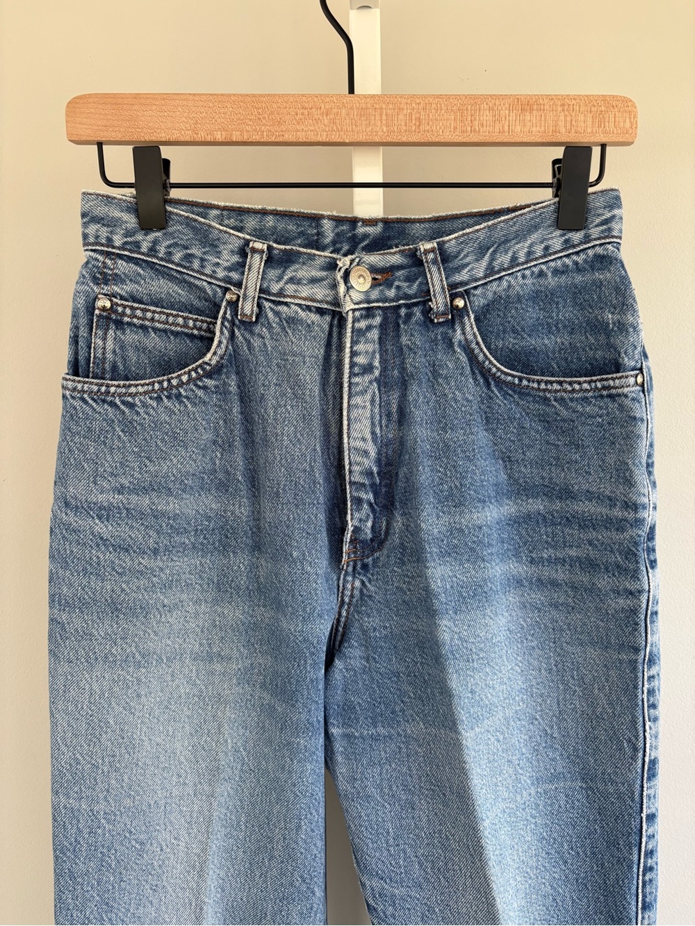 Levi’s Vintage 900 Series High Rise Straight Leg Jeans Light Wash Blue Size 10
